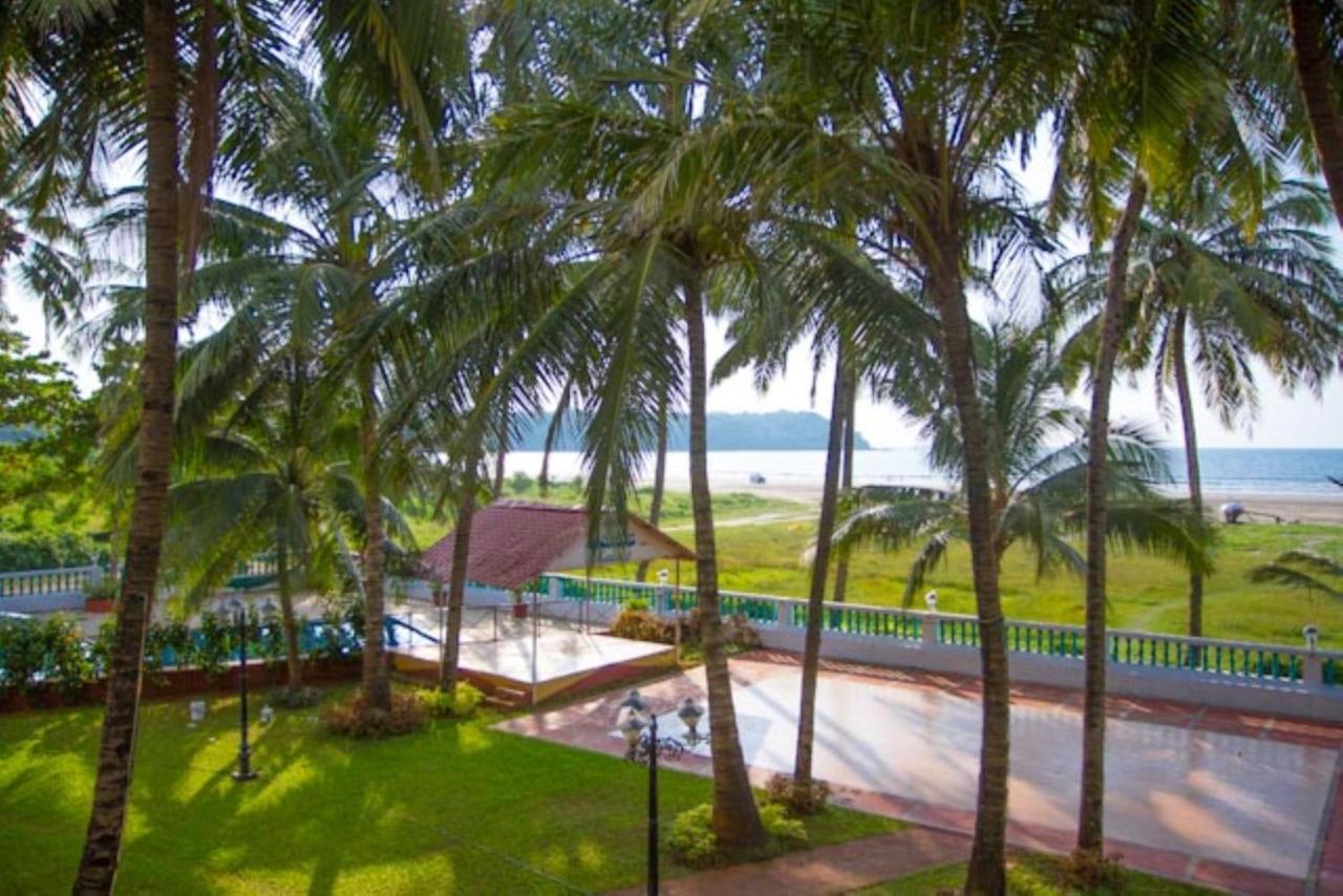Swim Sea Beach Resort Panaji Exterior foto